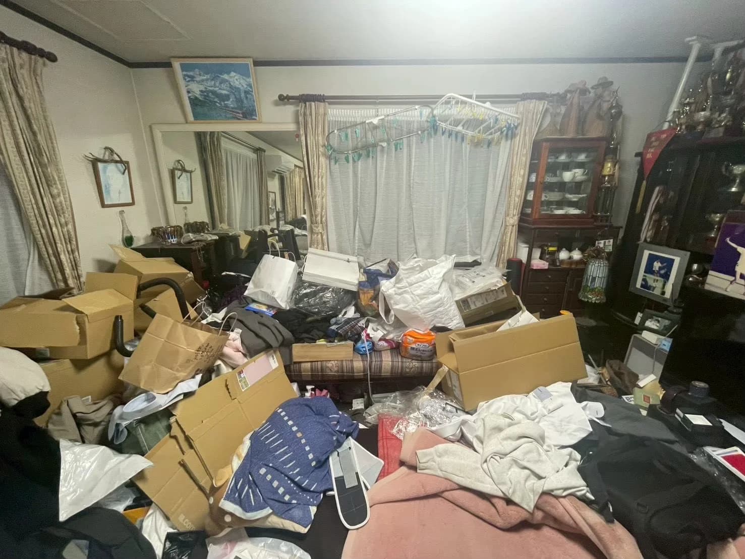S様邸 残置物撤去の作業前